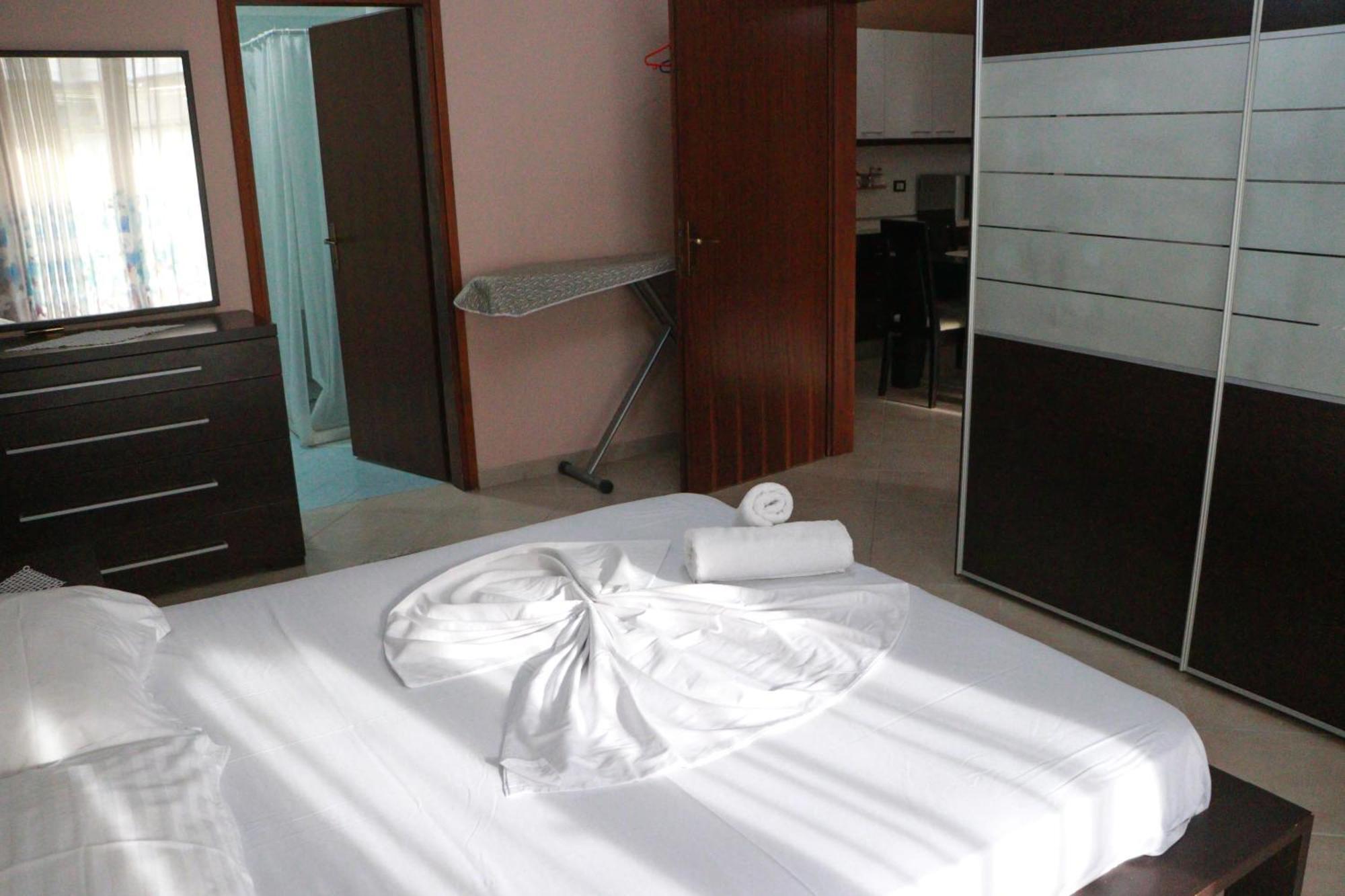 Nest&Rest Studios Тирана Екстериор снимка